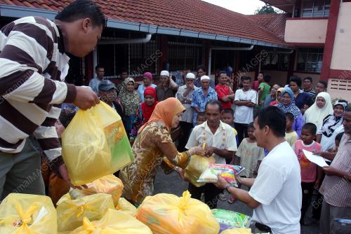 BANJIR DI MARAN