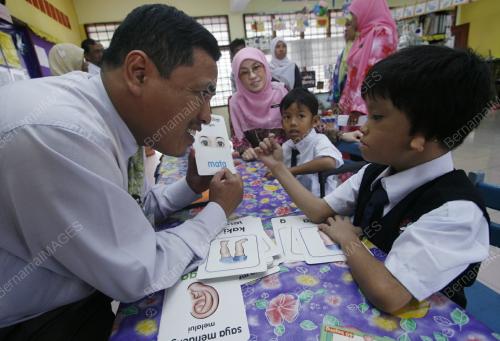 DR MOHAMAD NOR TAIB