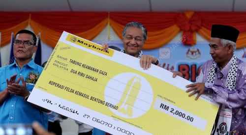 PH03_05122012_TUN_MAHATHIR