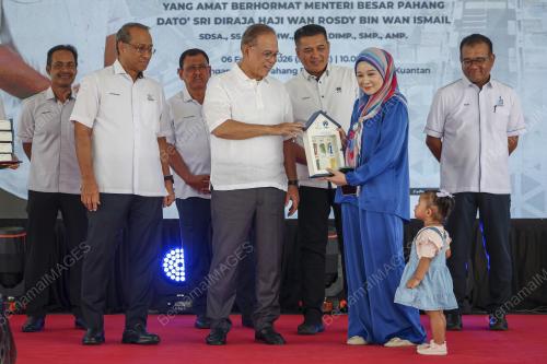 DATUK SERI WAN ROSDY WAN ISMAIL