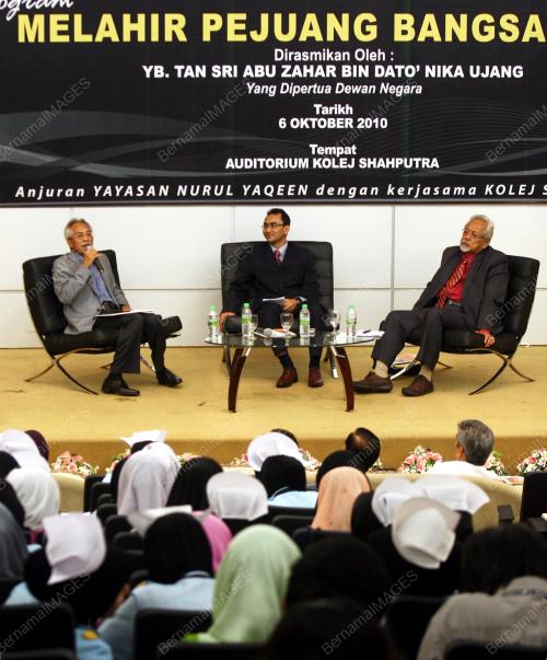 ABU ZAHAR NIKA UJANG