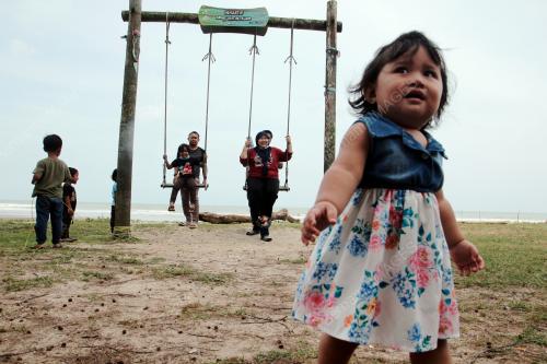 CUTI HUJUNG MINGGU