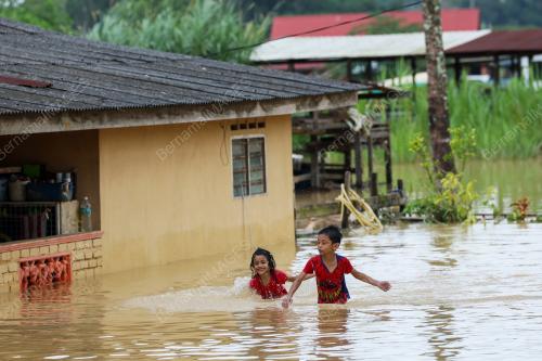 TINJAUAN BANJIR SEKITAR KUANTAN