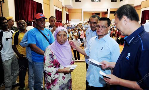 PH03_07032013_BANTUAN_NELAYAN