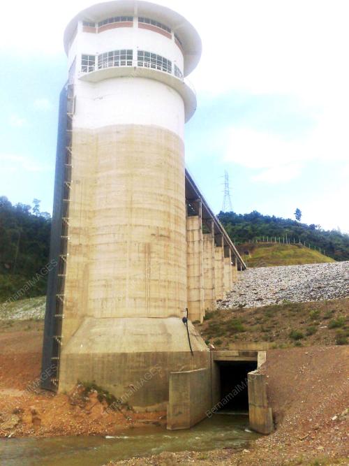 EMPANGAN CHEREH