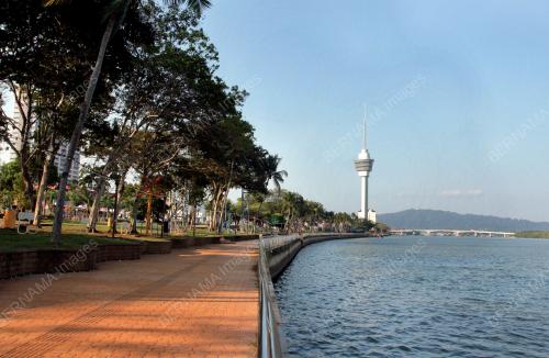 PH03_07082021_ESPLANADE