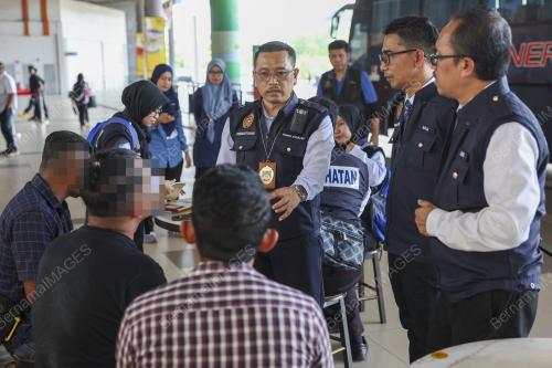 DATUK IR RAZALI KASSIM
