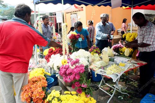 BUNGA_DEEPAVALI