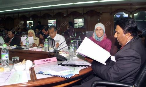 KADIR SHEIKH FADZIR
