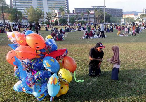 REZEKI JUAL BELON