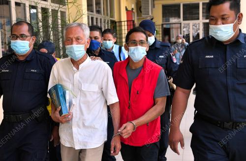 BEKAS DIPLOMAT,ANAK DIDAKWA TANAM 102 POKOK GANJA
