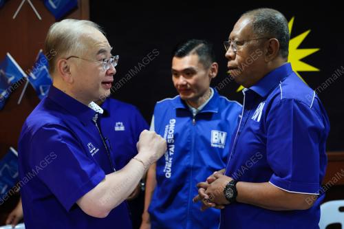 DATUK SERI WEE KA SIONG