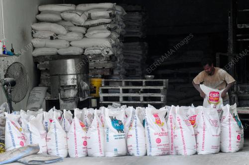 PRESTASI SEKTOR PERKILANGAN MALAYSIA