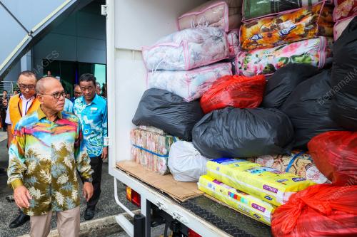 DATUK SERI WAN ROSDY WAN ISMAIL