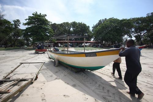 PH03_09042017_NELAYAN