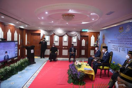 PH03_09082021_PRP_PERSIDANGAN_SPEAKER