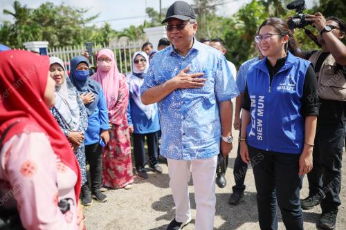 TAN SRI ANNUAR MUSA
