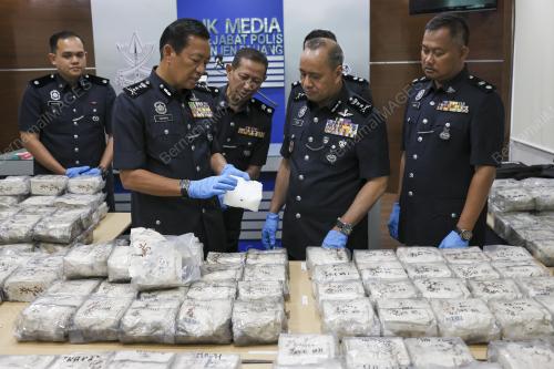 DATUK SERI YAHAYA OTHMAN