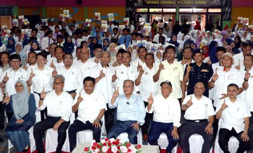 DATUK SERI WAN ROSDY WAN ISMAIL