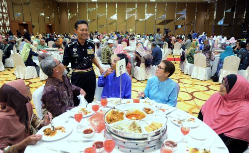 PH03_11012017_POLIS
