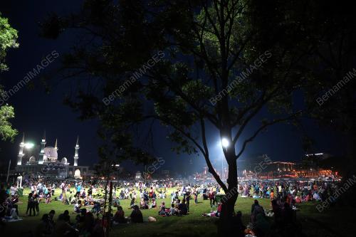 PH03_11052019_BERBUKA