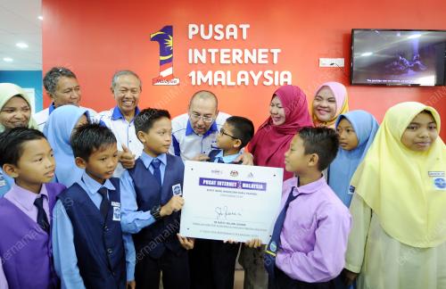 PH03_11082016_JAILANI_INTERNET