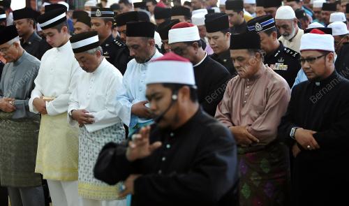 PH03_11082019_AGONG