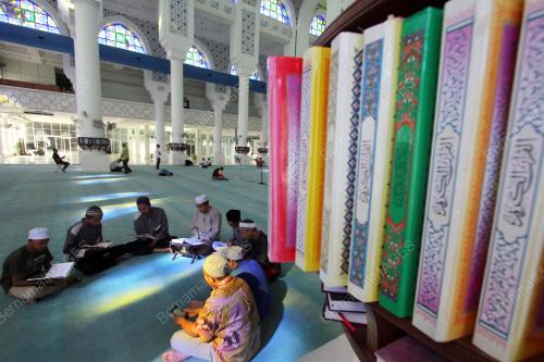 PH03_11092016_QURAN