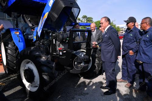 DATUK SERI WAN ROSDY WAN ISMAIL