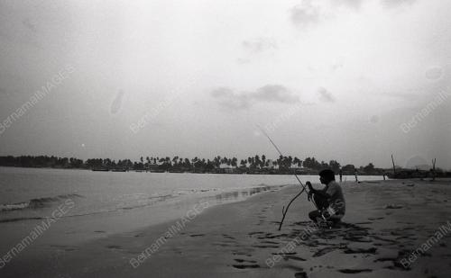 PH03_12012015_KAMPUNG_NELAYAN