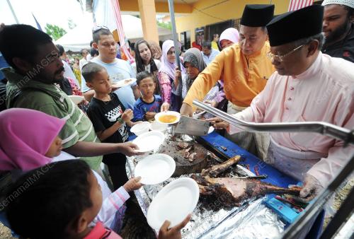 PH03_12092012_RAYA