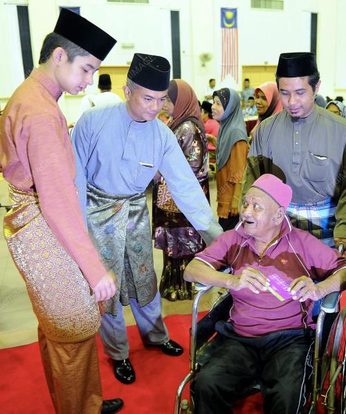 PH03_13082012_TENGKU
