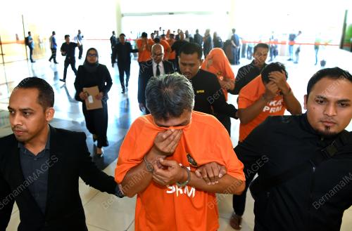 PH03_14012019_MAHKAMAH