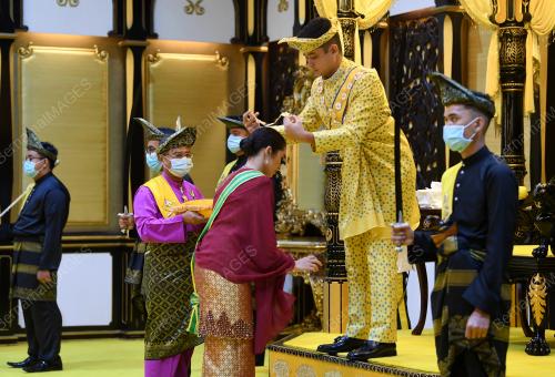 TENGKU HASSANAL IBRAHIM ALAM SHAH AL-SULTAN ABDULLAH