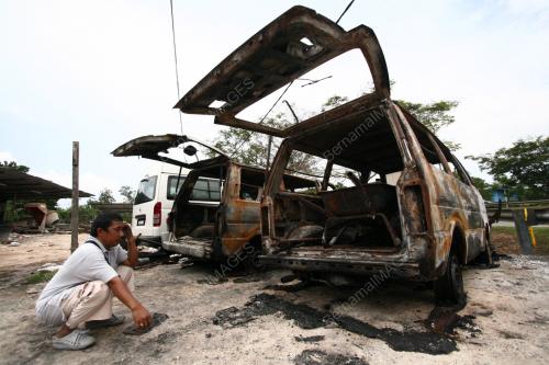 BAKAR VAN