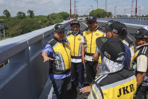 DATUK SERI ALEXANDER NANTA LINGGI