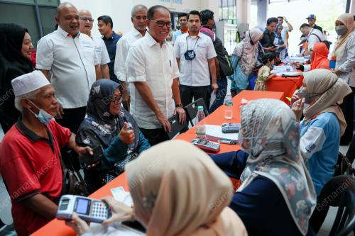 DATUK SERI WAN ROSDY WAN ISMAIL