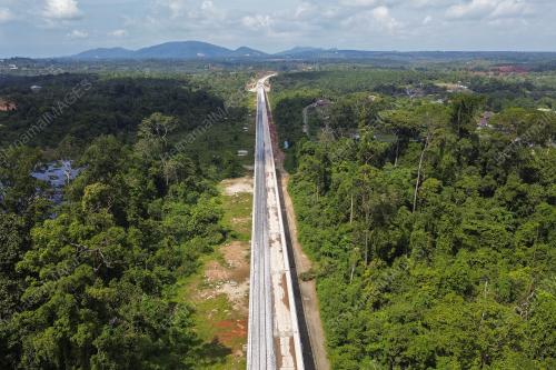 PROJEK LALUAN REL PANTAI TIMUR (ECRL)
