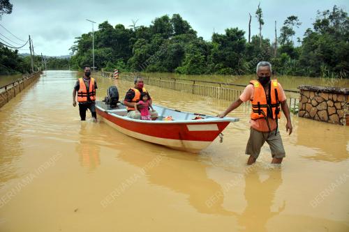 WAN AZIF WAN IBRAHIM