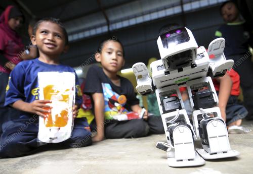 PH03_20052015_ROBOT