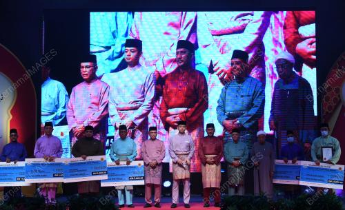 TENGKU HASSANAL IBRAHIM ALAM SHAH AL-SULTAN ABDULLAH
