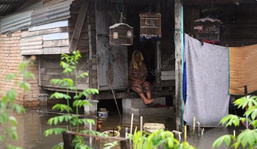 PH03_21012017_BANJIR