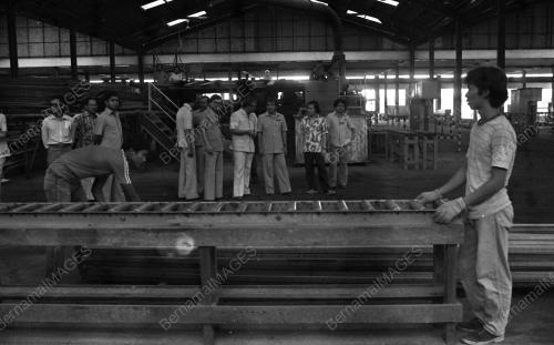 PH03_21102015_KILANG_PAPAN