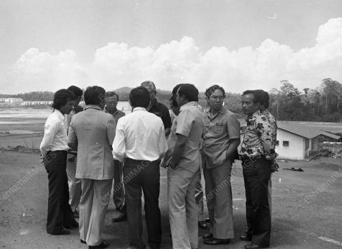 PH03_21102015_PUSAT_JENGKA