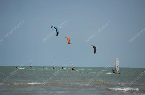 PH03_22022015_LUNCUR