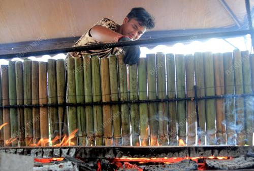 PENJUAL LEMANG