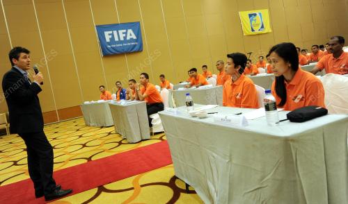 PH03_23032015_FAM_REFEREES