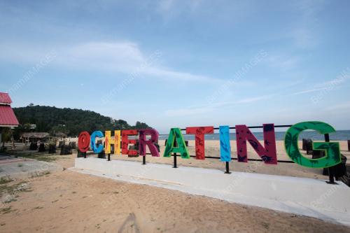 PANTAI PERANGINAN CHERATING