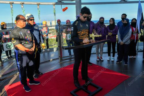TENGKU HASSANAL IBRAHIM ALAM SHAH AL SULTAN ABDULLAH