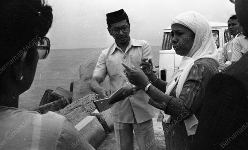 PH03_24062019_LAWAT_PELABUHAN